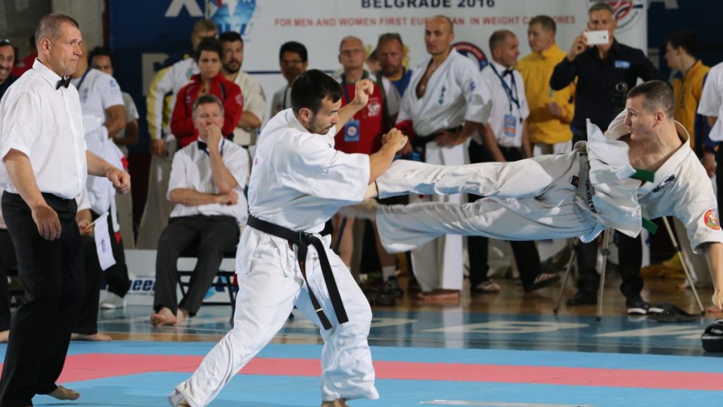 Karate Kyokushin - fun facts
Bạn có biết rằng Karate Kyokushin là môn võ lâu đời và có nhiều sự thật thú vị về nó? Hãy xem hình ảnh liên quan để khám phá những điều này. Những thông tin này sẽ giúp bạn hiểu rõ hơn về lịch sử và văn hóa phương Đông, cũng như hướng dẫn bạn trải nghiệm Karate Kyokushin một cách tuyệt vời.